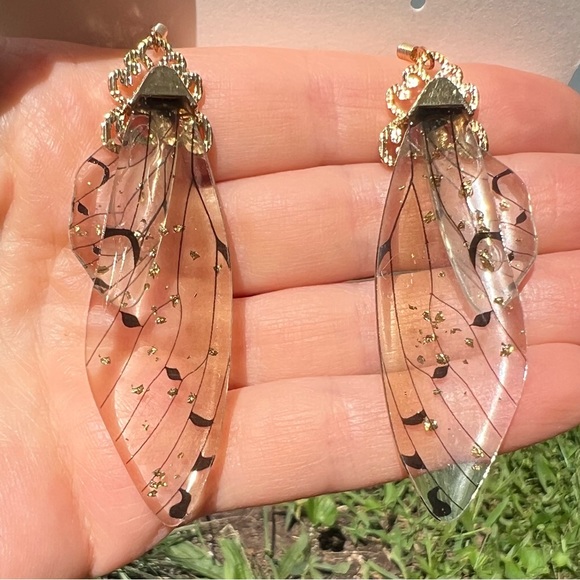 - Acrylic Fairy Wing Earrings - Picture 4 of 6